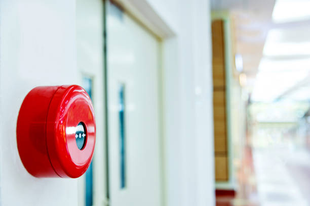istock Fire alarm on wall of shopping mall 1177446050