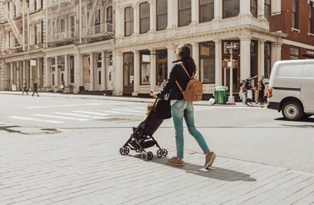 istock Family travelling in New York Soho 1177462430