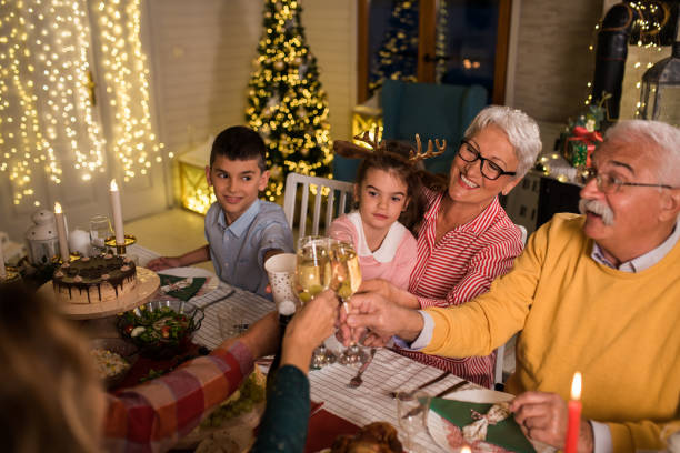 istock Family Christmas toast 1177480873