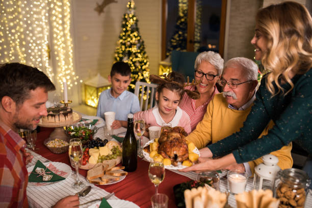 istock Gourmand Christmas dinner with family 1177480875