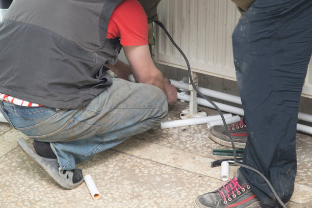 istock Installation of polypropylene pipes for heating. Plumber repairs heating pipes. 1177503665
