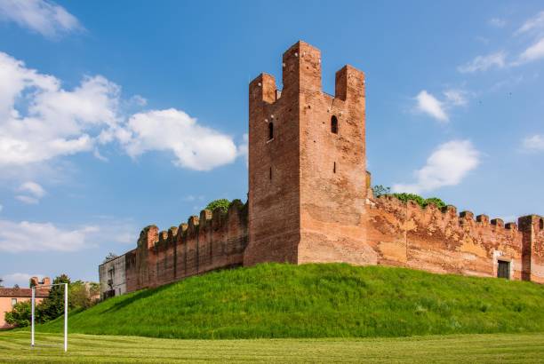istock Walls of Castelfranco Veneto 1177505826