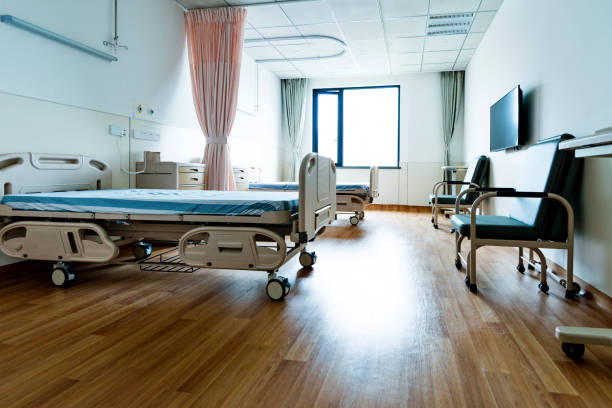 istock Hospital ward with beds and armchairs 1177549232