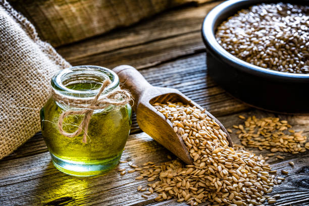 istock Healthy eating: Flax seed oil and flax seeds 1177630913