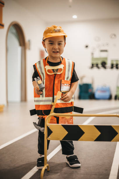 istock Heavy Labor in my kindergarten 1177673252