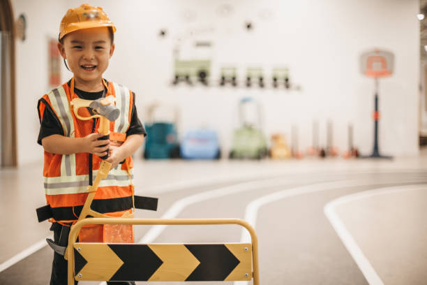 istock Heavy Labor in my kindergarten 1177673262