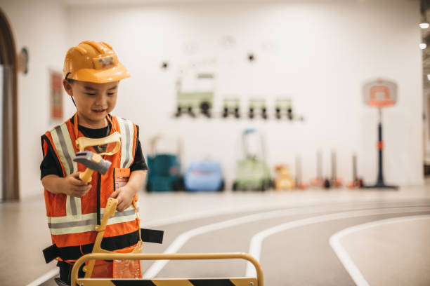 istock Heavy Labor in my kindergarten 1177673270