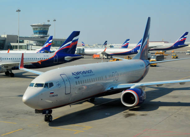 boeing 737 ng (new generation) of aeroflot russian airlines  at sheremetyevo international airport, moscow, russia - sheremetyevo imagens e fotografias de stock