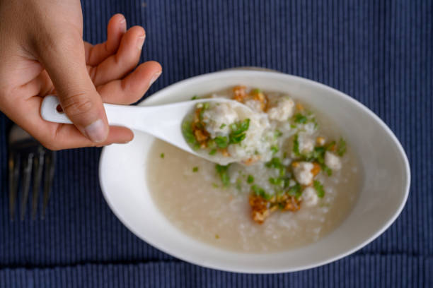 Eatingongee, rice porridge with minced pork, boiled egg, Nikon Z7