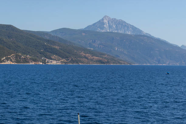 istock Mount Athos in Autonomous Monastic State of the Holy Mountain, Chalkidiki, Greece 1177803555