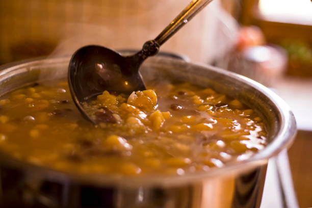 ashure in cooking pot - fava bean bean seed imagens e fotografias de stock