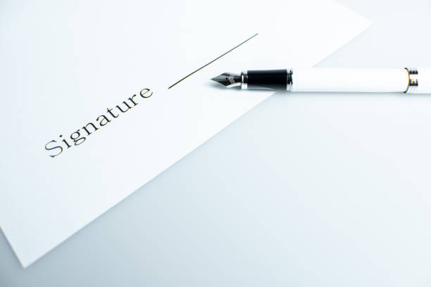 istock a fountain pen and contract 1177838876