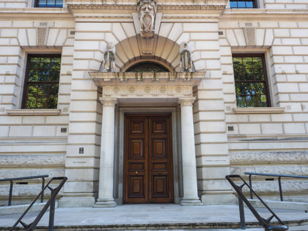 HM Treasury in London HMRC (Her Majesty Treasury) in London, UK hm government stock pictures, royalty-free photos & images