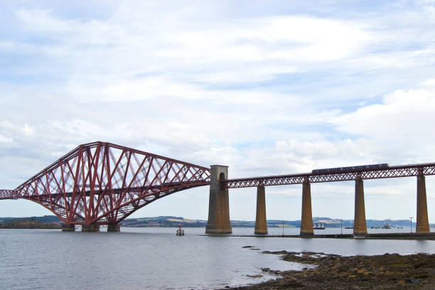 istock A train going over the Forth Bridge in South Queensferry near Edinburgh 1177910763