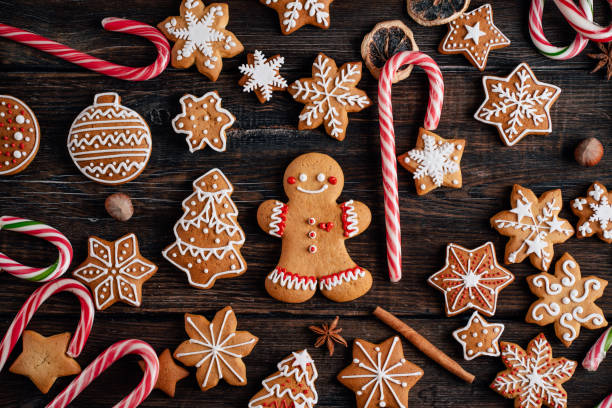 istock Christmas background with gingerbread cookies 1177917489