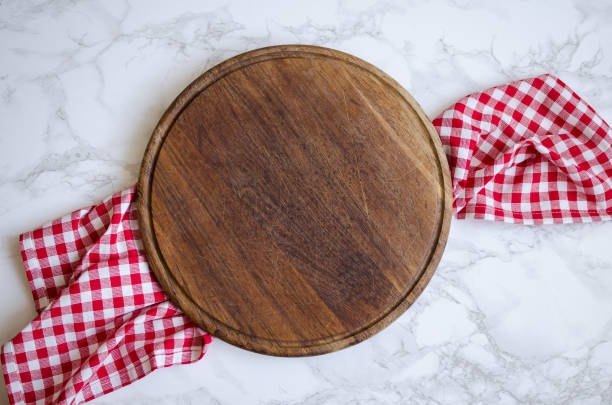 Round wooden cutting board