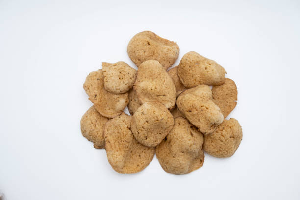 istock Traditional Thai snack, Ripe rice cracker mix fish meat on white background 1177976903
