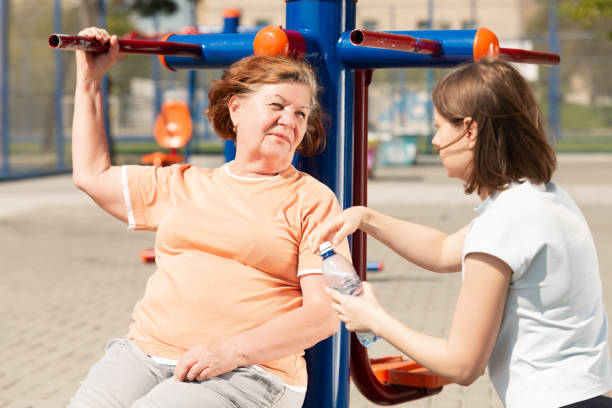 istock Senior woman feels bad after outside trainings. 1178068030