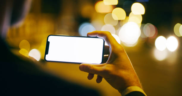 istock Watching my taxi from my cellphone 1178092734