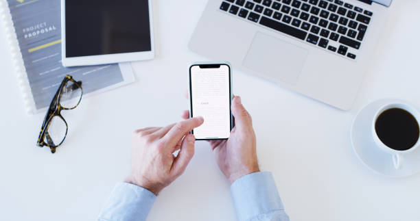 istock Updating the company website 1178092793