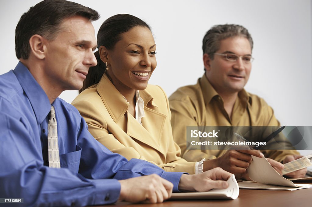 Reunión de negocios con asesor y ejecutivos - Foto de stock de Acuerdo libre de derechos