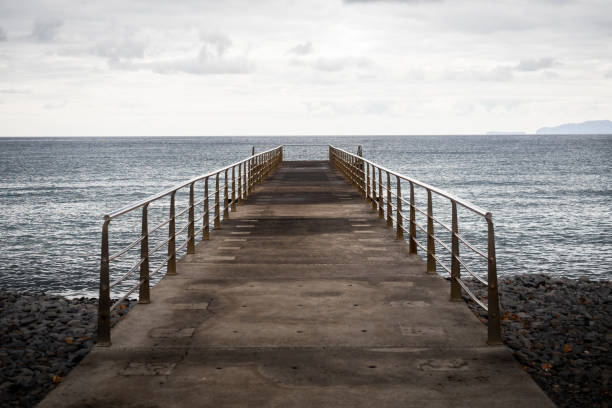 Pontoon to the sea