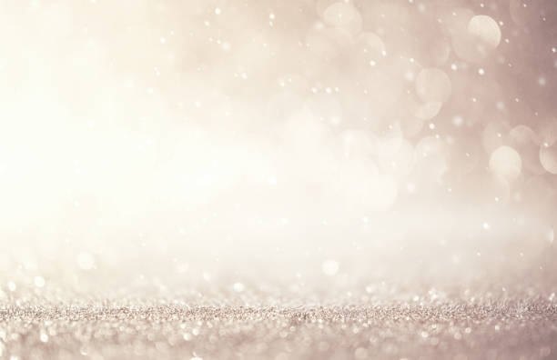 キラキラヴィンテージライト抽象的な背景新年の休日。シルバーとホワイト、コピースペース。 - お祝い 写真 ストックフォトと画像