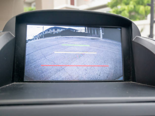 istock Car rear view video camera screen monitor display 1178229786