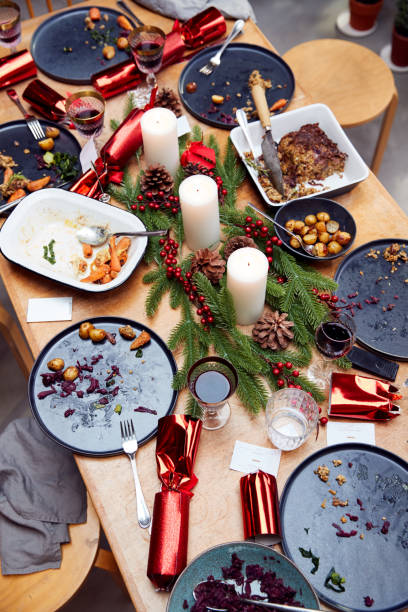 istock Messy Table With Leftover Vegetarian Meal After Christmas Lunch 1178300132