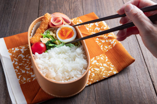 istock Japanese wooden lunchbox, magewappa 1178332143