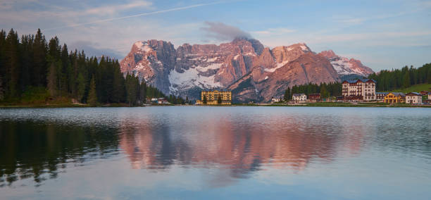 istock Lake Misurina, Italy 1178359060