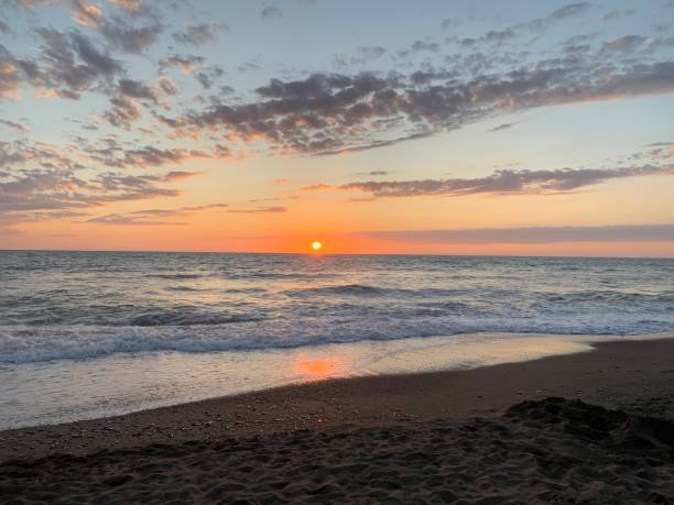istock Sunset on the sea in Tuscany 1178362083