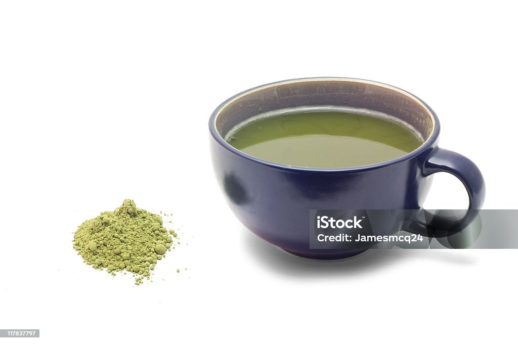 Matcha/Maccha зеленый чай - Стоковые фото Изолированный предмет роялти-фри