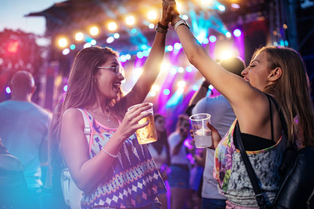 istock Nothings better than a festival with friend 1178379606