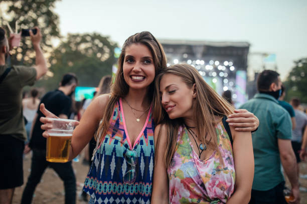 istock Enjoying the festival 1178379634