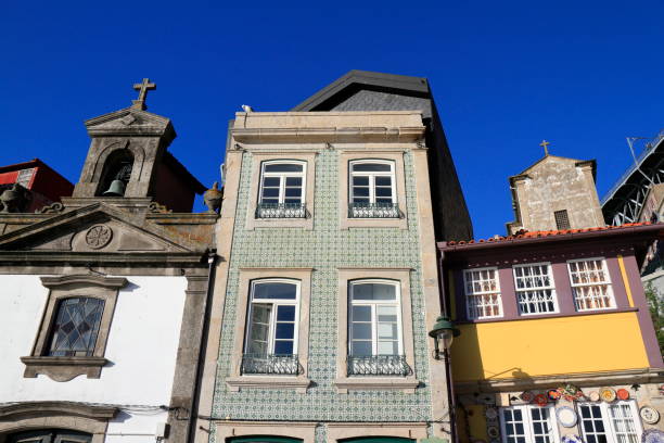 istock Small Chapel, Porto, Portugal 1178404257