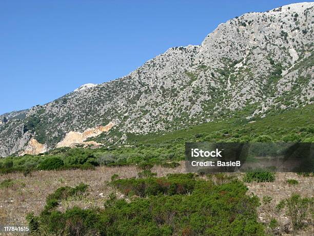 Sardinien Italien Stockfoto und mehr Bilder von Ausgedörrt - Ausgedörrt, Baum, Berg