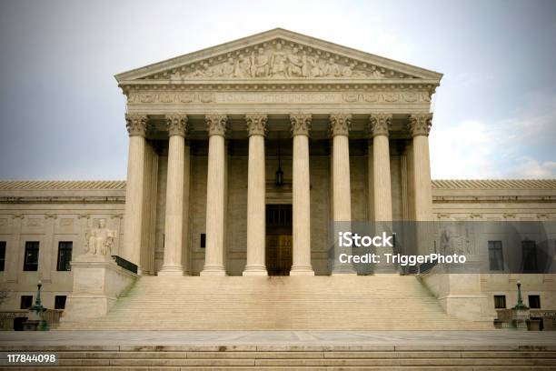 Corte Suprema Dos Estados Unidos - Fotografias de stock e mais imagens de Supremo tribunal dos Estados Unidos - Supremo tribunal dos Estados Unidos, Constituição Americana, Governo