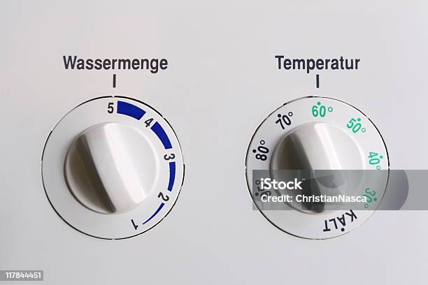 Photo libre de droit de Machine À Laver Ajuster Knobs Série banque d'images et plus d'images libres de droit de Machine à laver - Machine à laver, Cadran, Nombre 60