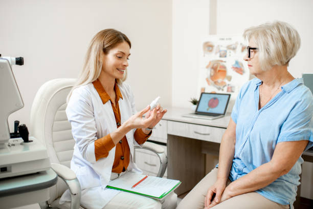 istock Senior patient with ophthalmologist in the office 1178489663