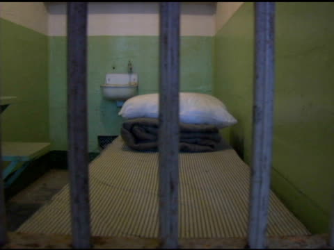 Prison Cell - steadicam shot, Alcatraz Island