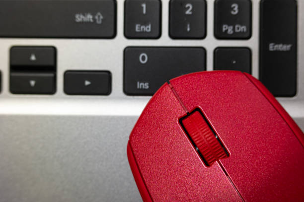 To express working smartly, laptop and mouse were photographed in macros.