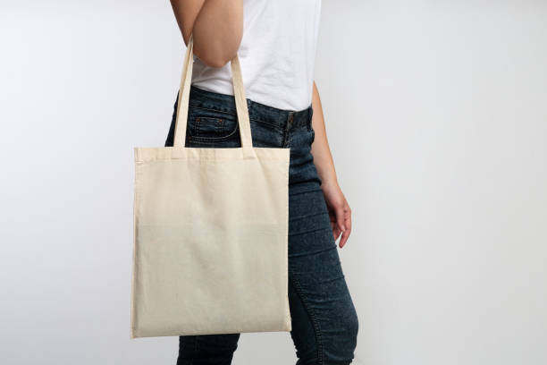 istock Unrecognizable Girl Holding Eco Bag Standing In Studio, Cropped 1178513313