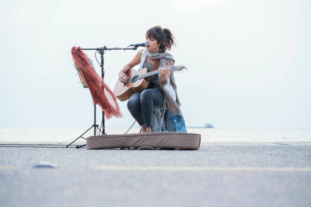 istock Street musician 1178554443