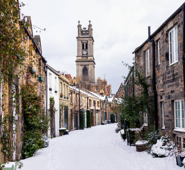 istock Traditional Edinburgh side street in winter 1178571750