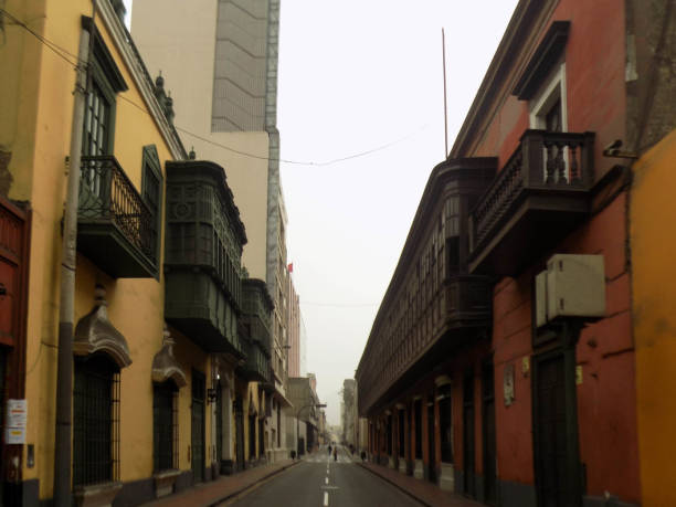 istock Lima II Old Town Street 1178585095