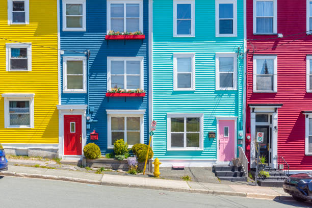 Casas coloridas em St. John ' s de terra nova e Labrador, Canadá - foto de acervo
