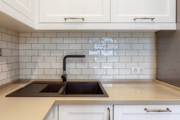 istock Modern and new kitchen with built in appliance 1178593891