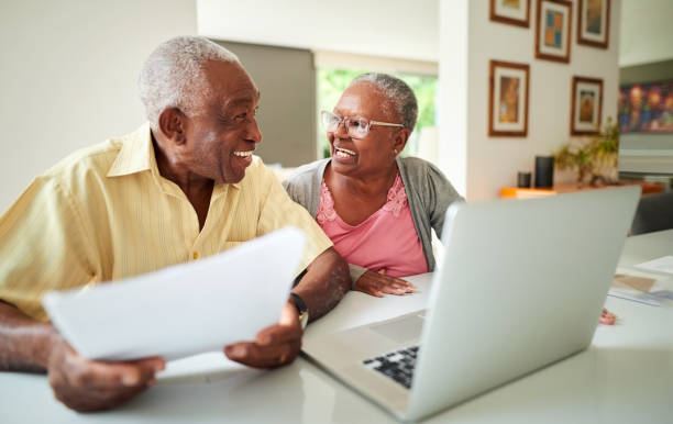 istock They are doing their home finance together 1178603318