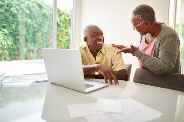 istock Look we have a good returns on our investments 1178603337